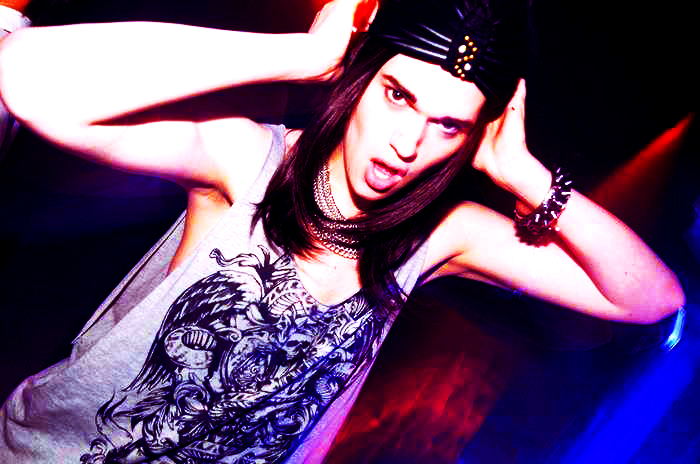  Clara Uddman, club couture